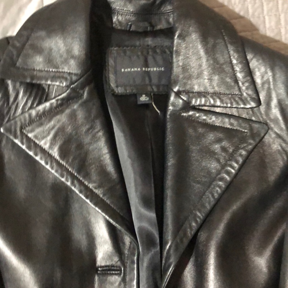 EUC women’s banana republic black leather jacket